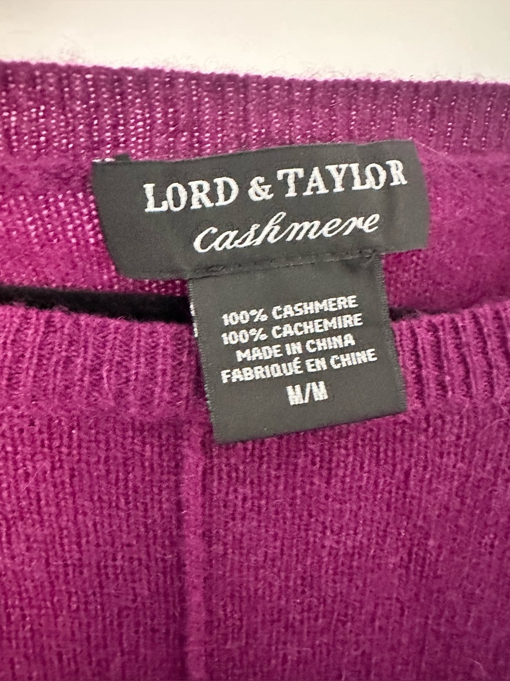 100% Cashmere Sweater by Lord & Taylor - Picture 4 of 5